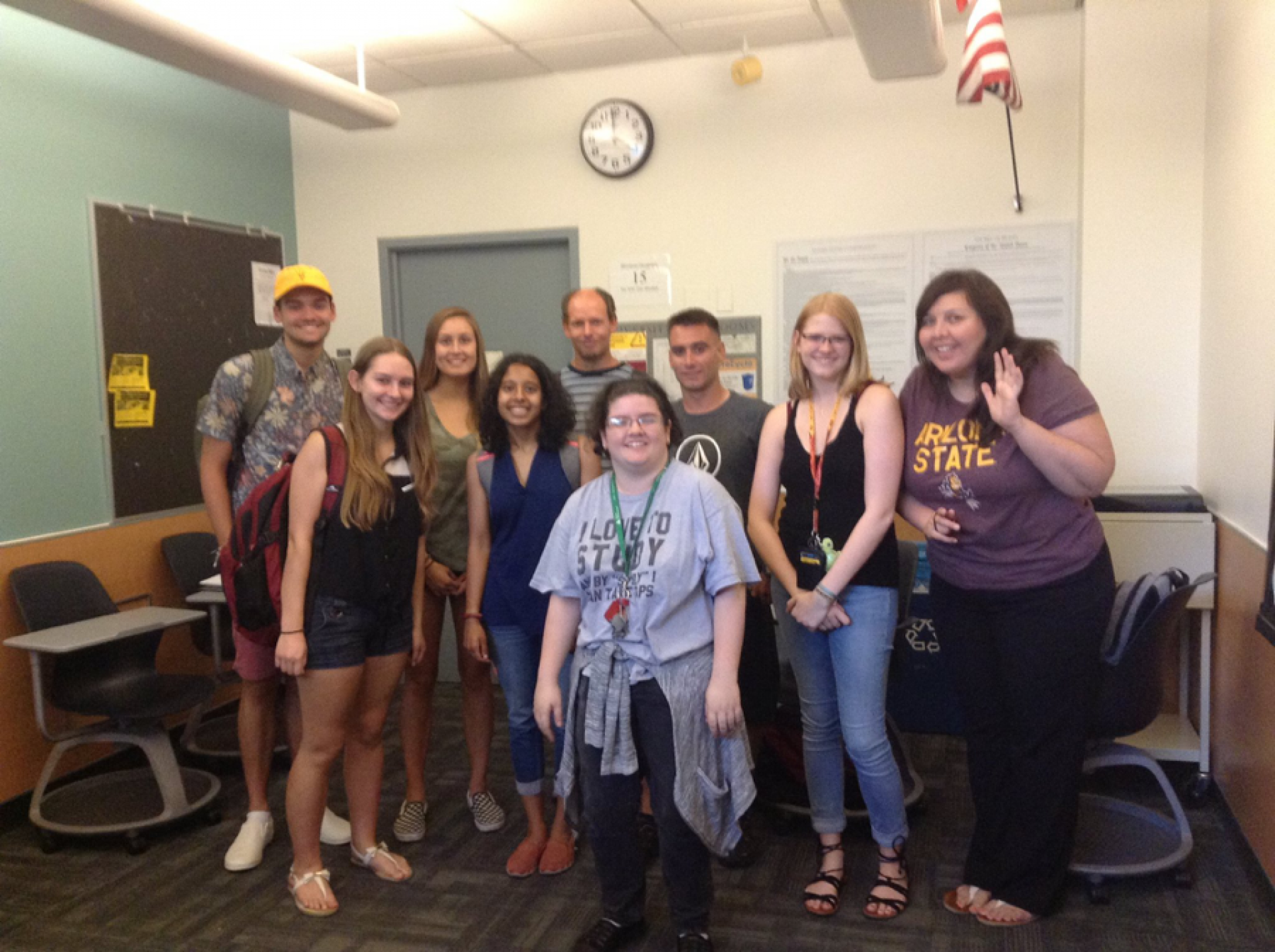 Students at Entre Amigos club